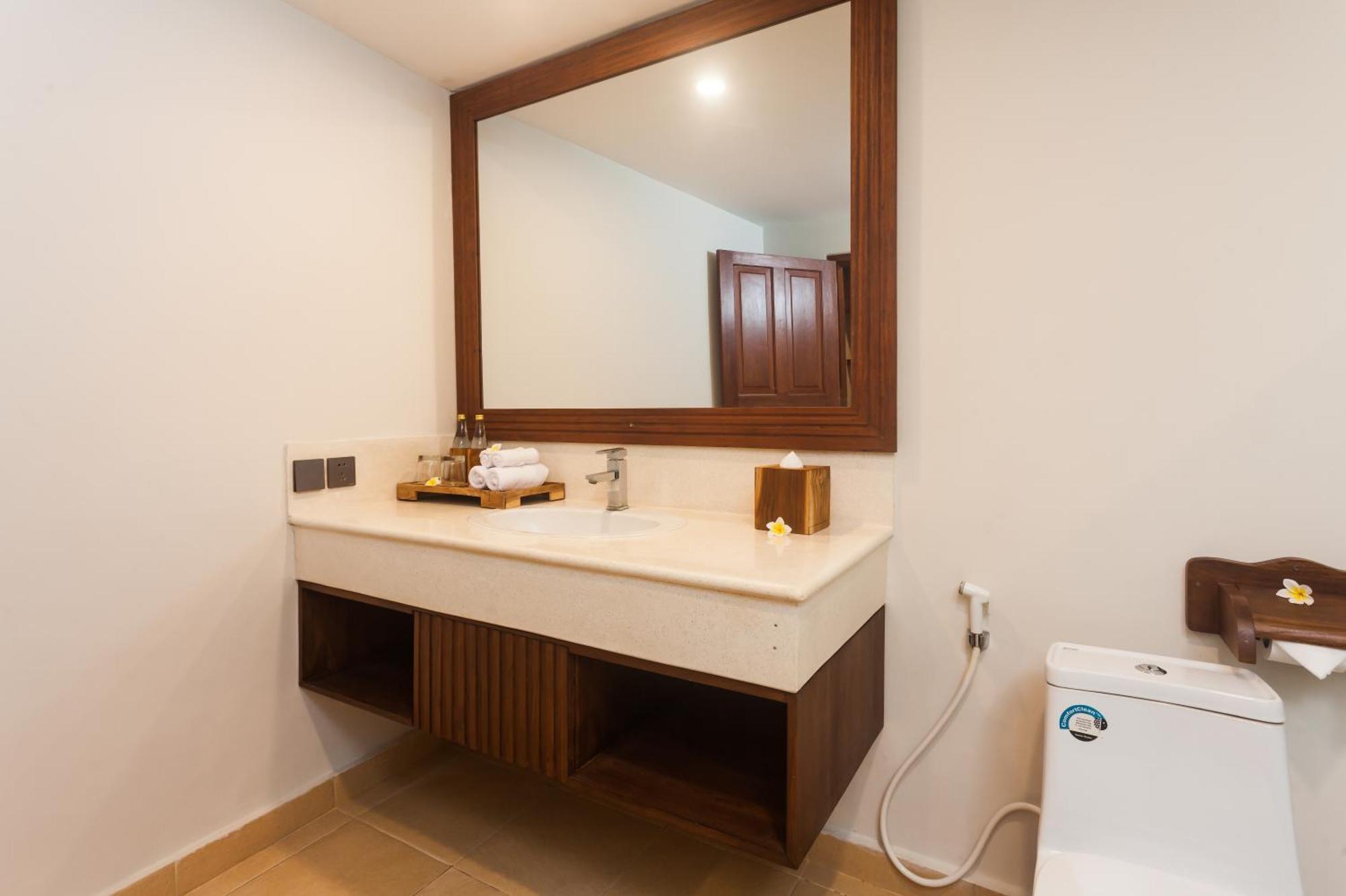 Ghana Villa Seminyak By Pramana Villas Esterno foto