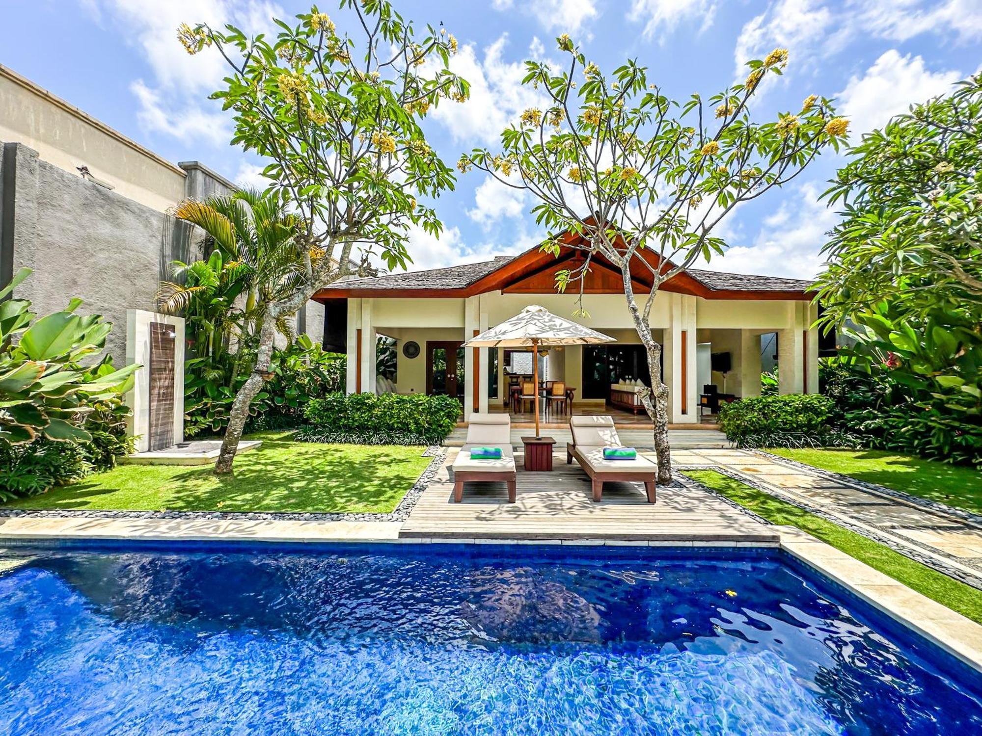 Ghana Villa Seminyak By Pramana Villas Esterno foto